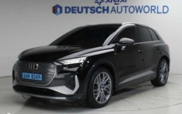 Q4 e-트론 45 프리미엄 아우디 2025/03 31,338km